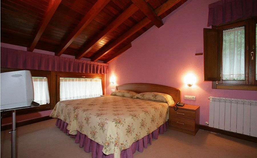 Gran Hotel Rural Cela Belmonte De Miranda Exteriör bild