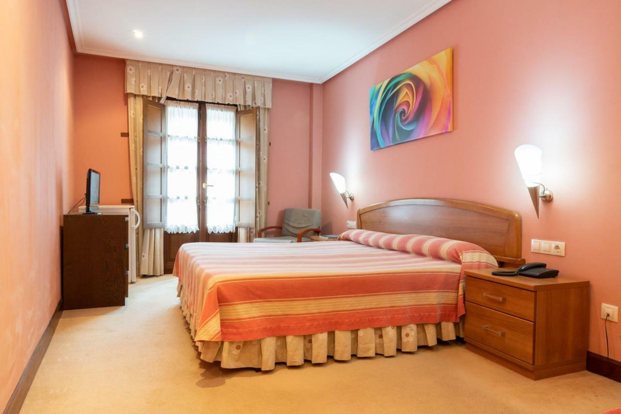 Gran Hotel Rural Cela Belmonte De Miranda Exteriör bild